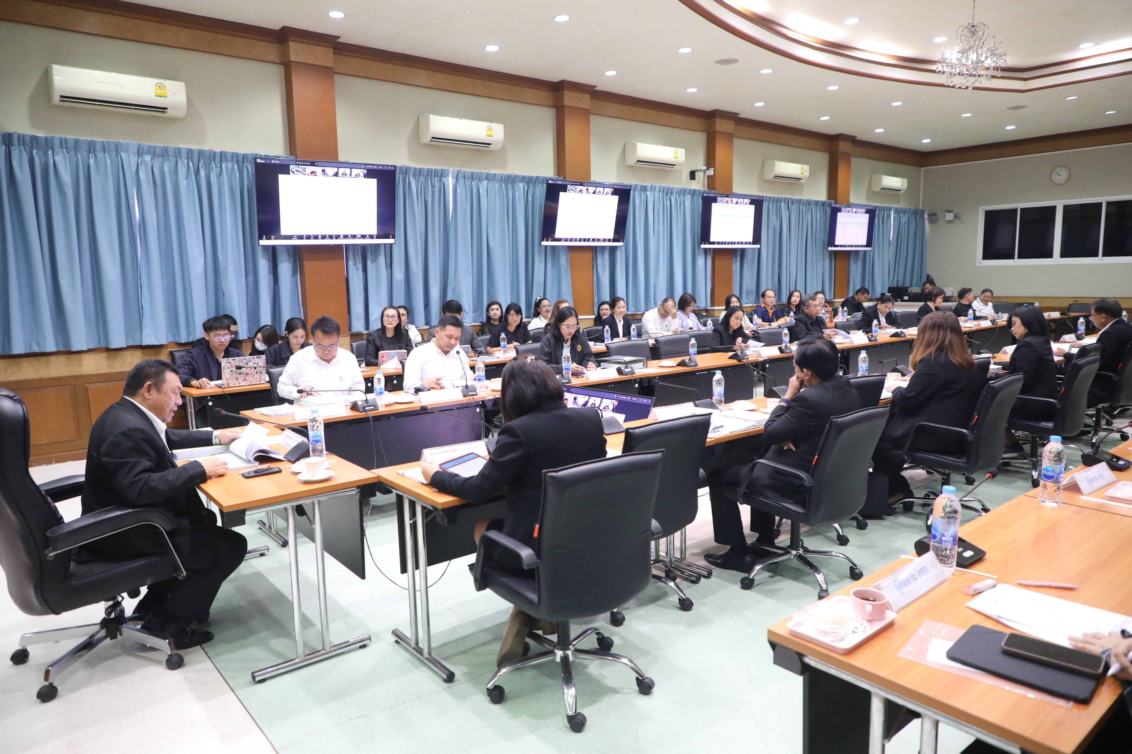 title - ส.ป.ก. ขับเคลื่อนกองทุนการปฏิรูปที่ดิน พิจารณาโครงการพัฒนาพื้นที่เพื่อเกษตรกรทั่วประเทศ